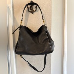 Authentic Coach Black Leather Shoulder Bag